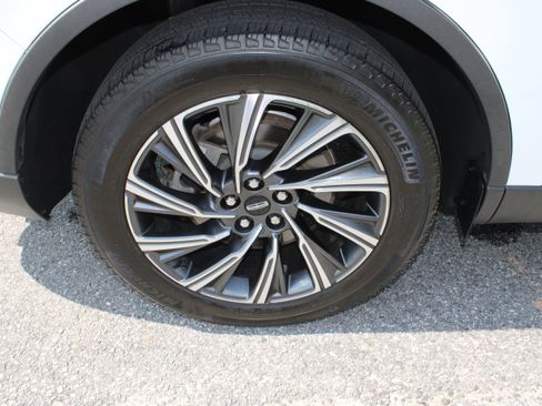 Used 2025 Lincoln Aviator AWD w/ Equipment Group 101A image 12