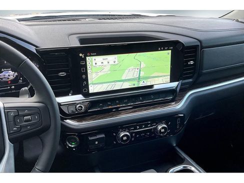 New 2025 GMC Sierra 1500 Elevation image 6