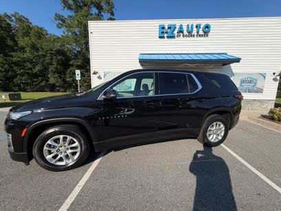 Used 2023 Chevrolet Traverse LS