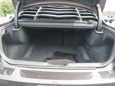 Used 2022 Dodge Charger R/T w/ Plus Group RWD image 9
