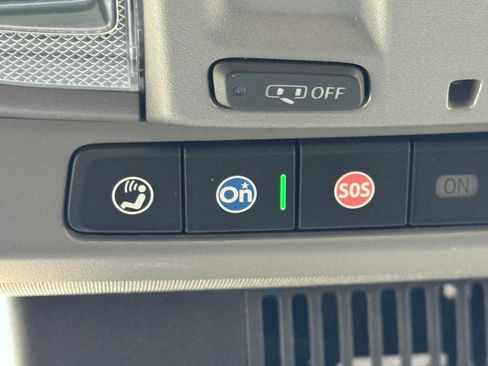 Used 2025 Chevrolet Silverado 2500 LTZ image 24