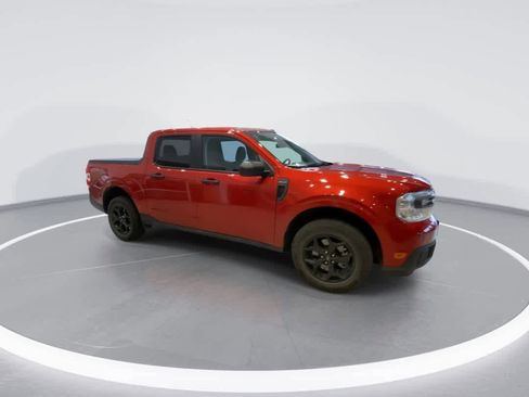 Used 2024 Ford Maverick XLT w/ Equipment Group 300A Standard image 2