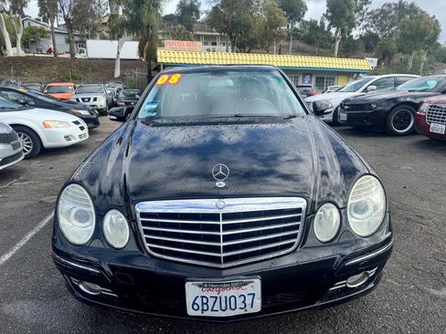 Used 2008 Mercedes-Benz E 350 Sedan image 2