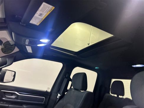 Used 2021 RAM 1500 Big Horn image 23