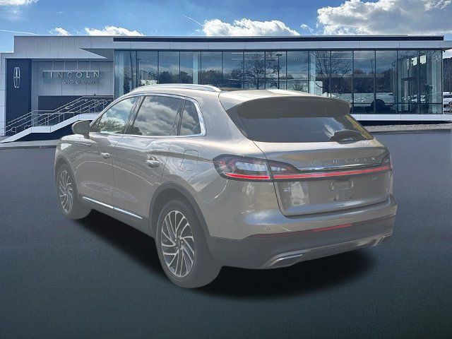 Used 2020 Lincoln Nautilus Reserve w/ Equipment Group 201A FWD image 6