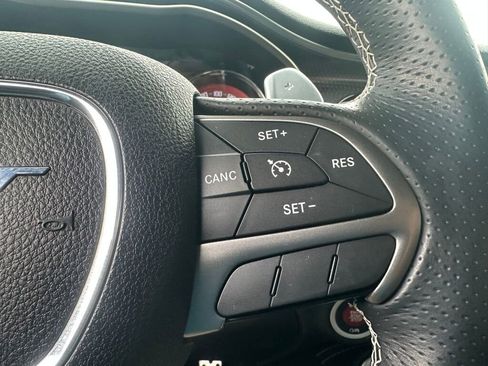 Used 2016 Dodge Challenger SRT Hellcat image 14