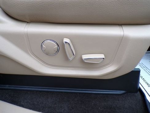 Used 2018 Ford F150 Lariat w/ Equipment Group 502A Luxury image 15