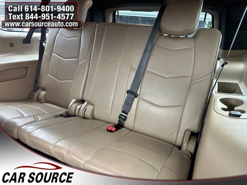 Used 2018 Cadillac Escalade ESV Platinum AWD/4WD image 16