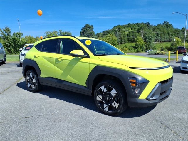 Used 2025 Hyundai Kona SEL AWD/4WD image 3