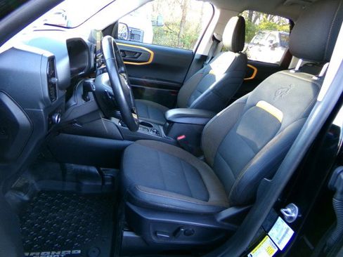 Used 2023 Ford Bronco Sport Badlands image 14