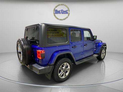 Used 2020 Jeep Wrangler Unlimited Sahara AWD/4WD image 5