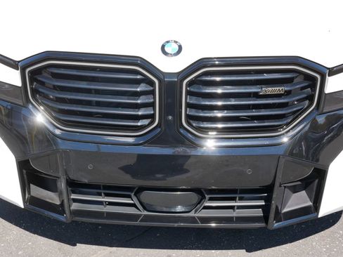 Used 2023 BMW XM AWD/4WD image 8