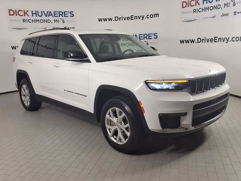 Used 2021 Jeep Grand Cherokee L Limited image 3