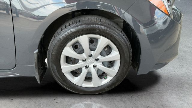 Used 2024 Toyota Corolla LE FWD image 26