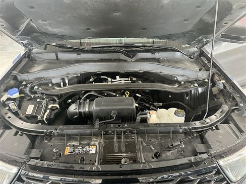 Used 2022 Ford Explorer ST-Line image 30