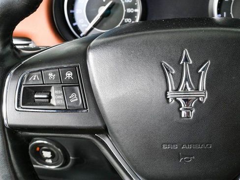 Used 2022 Maserati Levante GT AWD/4WD image 12