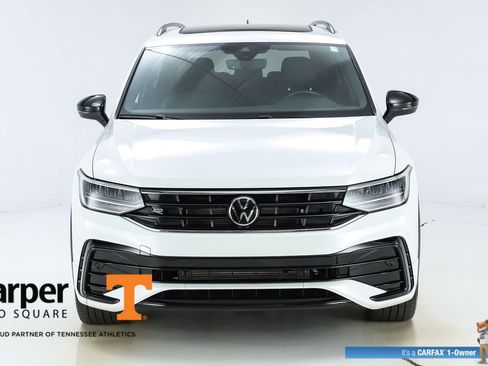 Used 2024 Volkswagen Tiguan SE R-Line FWD image 16