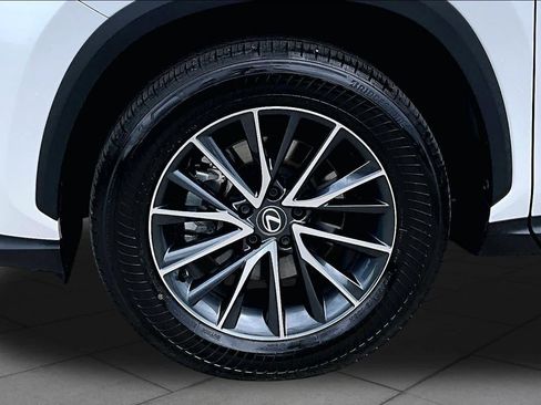 Used 2024 Lexus NX 250 FWD w/ Towing Package (2000 Lbs) image 11