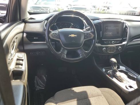 Used 2018 Chevrolet Traverse LT w/ LPO, Floor Liner Package AWD/4WD image 11