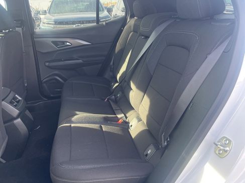 New 2026 Chevrolet Equinox EV LT image 11