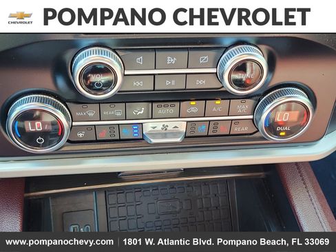 Used 2023 Ford Expedition Limited image 28