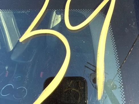 Used 2024 GMC Terrain SLT image 31