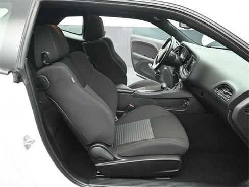 Used 2023 Dodge Challenger GT image 27