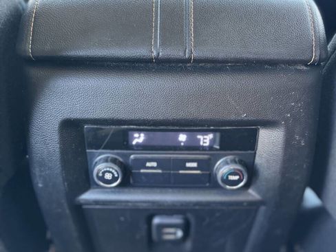 Used 2019 Chevrolet Traverse LS image 16