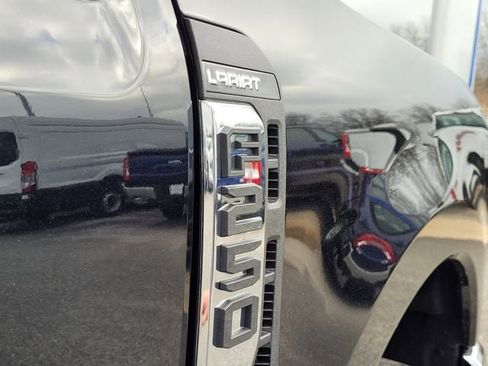 New 2026 Ford F250 Lariat w/ Lariat Ultimate Package AWD/4WD image 14