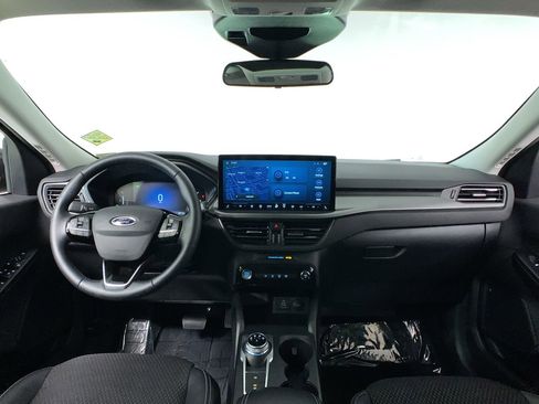 Used 2024 Ford Escape SE image 20