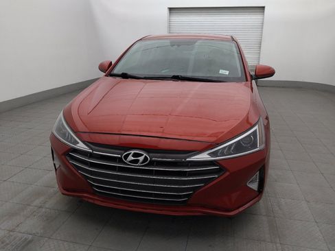 Used 2020 Hyundai Elantra SE FWD image 15