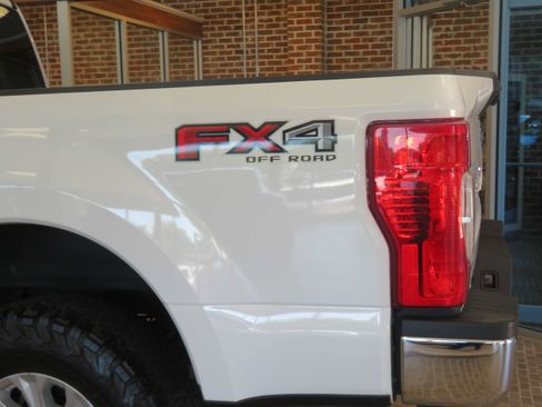 Used 2020 Ford F250 XL w/ STX Appearance Package AWD/4WD image 75