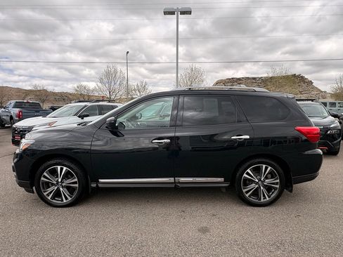 Used 2020 Nissan Pathfinder Platinum AWD/4WD image 2