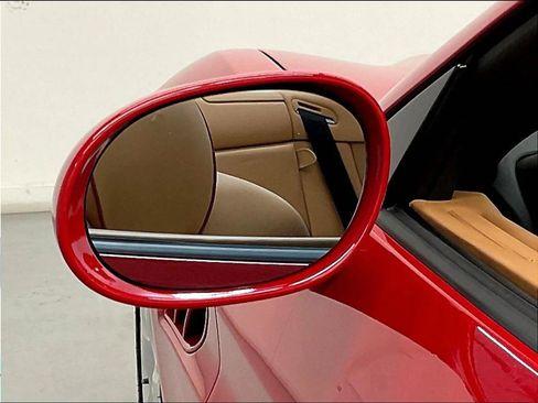 Used 2013 Ferrari California RWD image 37