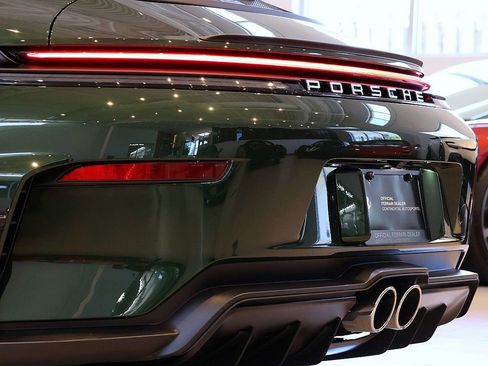 Used 2026 Porsche 911 GT3 RWD image 42