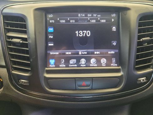 Used 2015 Chrysler 200 S w/ Navigation & Sound Group I FWD image 25