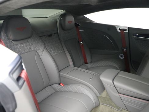 Certified 2022 Bentley Continental GT image 28