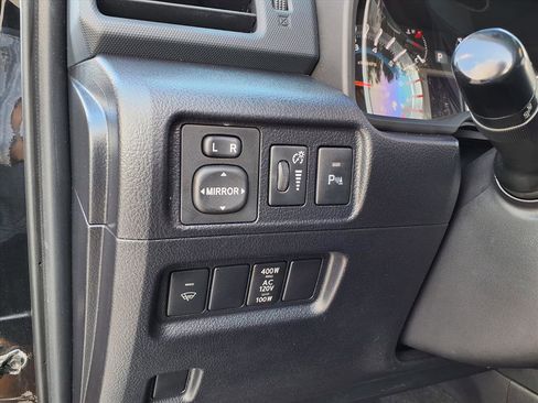 Used 2016 Toyota 4Runner Limited image 24