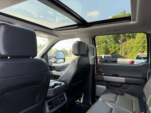 Used 2024 Ford F350 Lariat w/ Lariat Ultimate Package AWD/4WD image 29