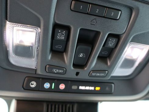 Used 2025 Chevrolet Silverado 1500 High Country w/ High Country Premium Package image 30