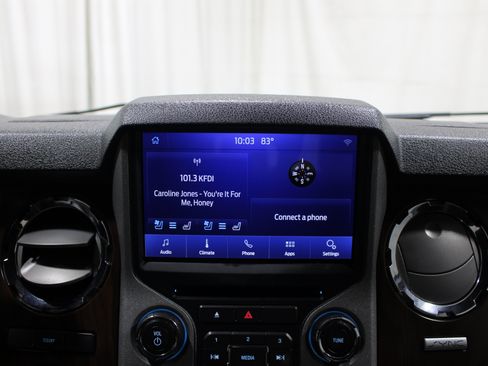 Used 2016 Ford F350 Lariat w/ Lariat Ultimate Package AWD/4WD image 15