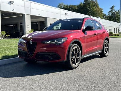 New 2025 Alfa Romeo Stelvio Sprint
