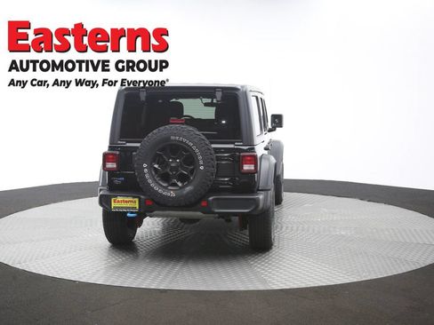 Used 2023 Jeep Wrangler Unlimited w/ Cold Weather Group AWD/4WD image 38