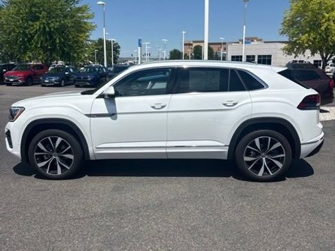 Used 2024 Volkswagen Atlas Cross Sport SEL Premium R-Line AWD/4WD image 7