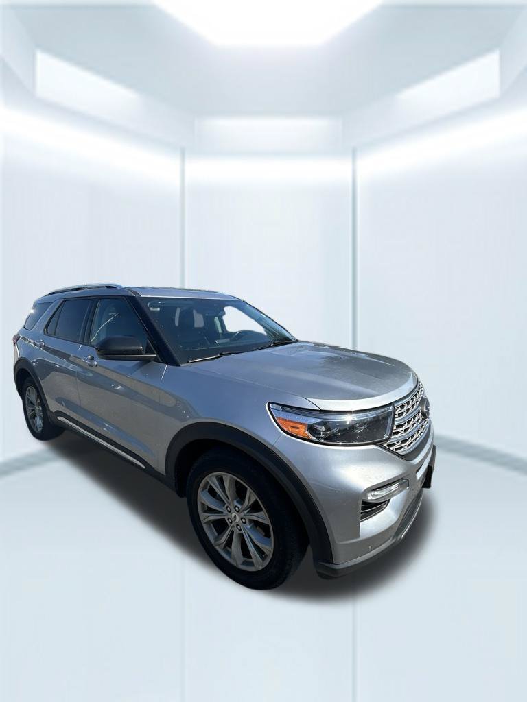 Used 2023 Ford Explorer Limited AWD/4WD image 2