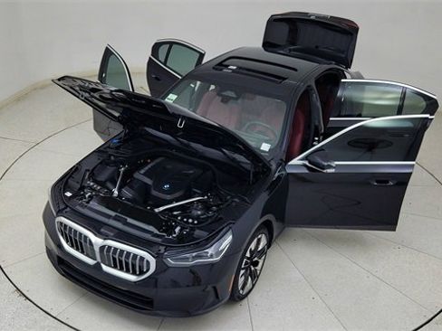Used 2026 BMW 530i image 87