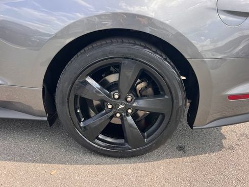 Used 2021 Ford Mustang Coupe w/ Black Accent Package RWD image 25