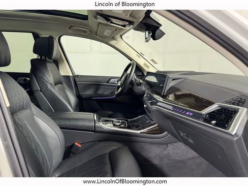 Used 2026 BMW X7 xDrive40i AWD/4WD image 18