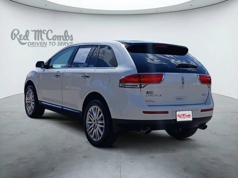 Used 2015 Lincoln MKX FWD w/ Equipment Group 102A image 3