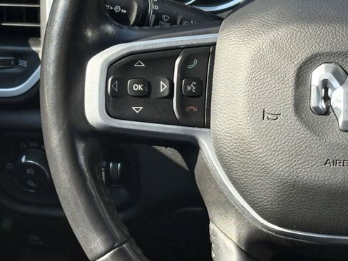 Used 2022 RAM 1500 Big Horn AWD/4WD image 8